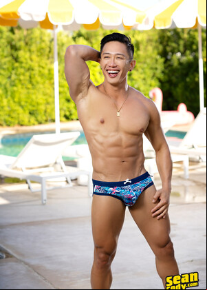 Hot gay muscle men orgy