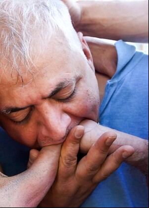 Daddy sucking two cocks and eat ass