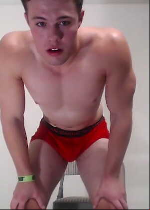 Naughty Buff Boy Shows ASS
